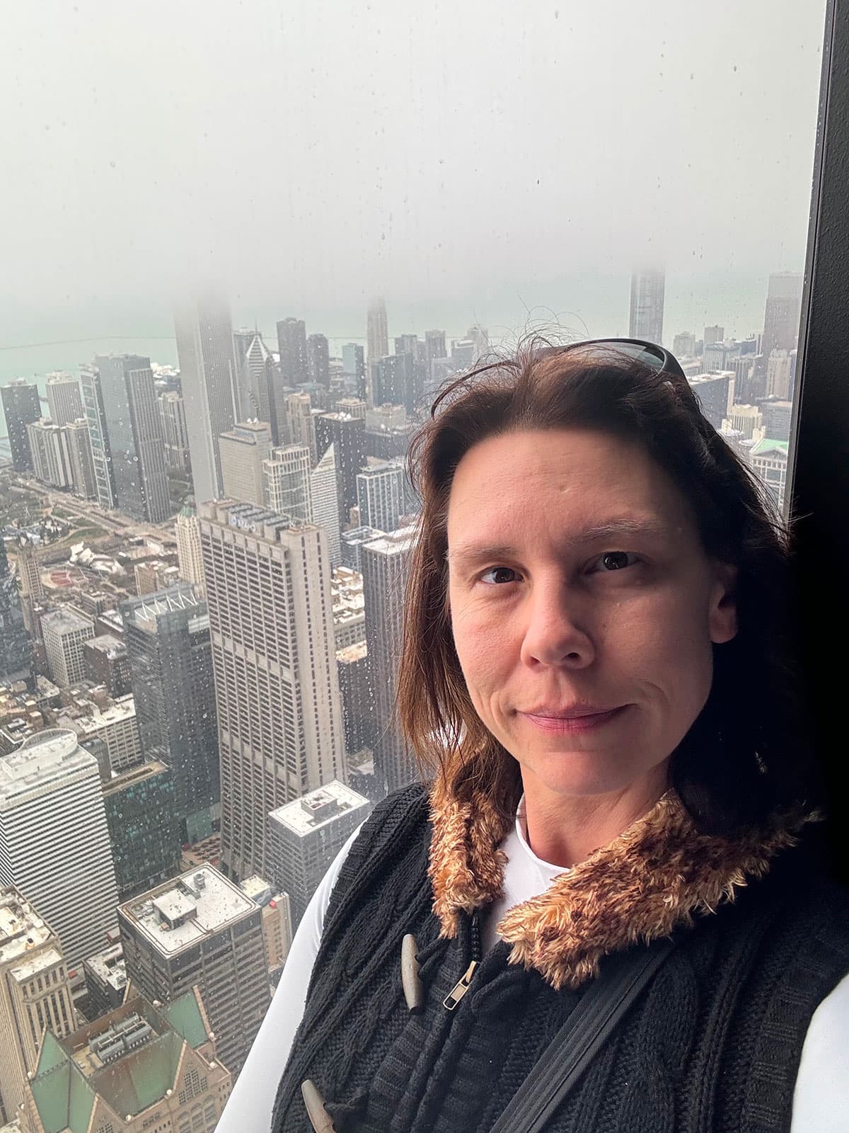 Jennifer looking out from Skydeck Chicago